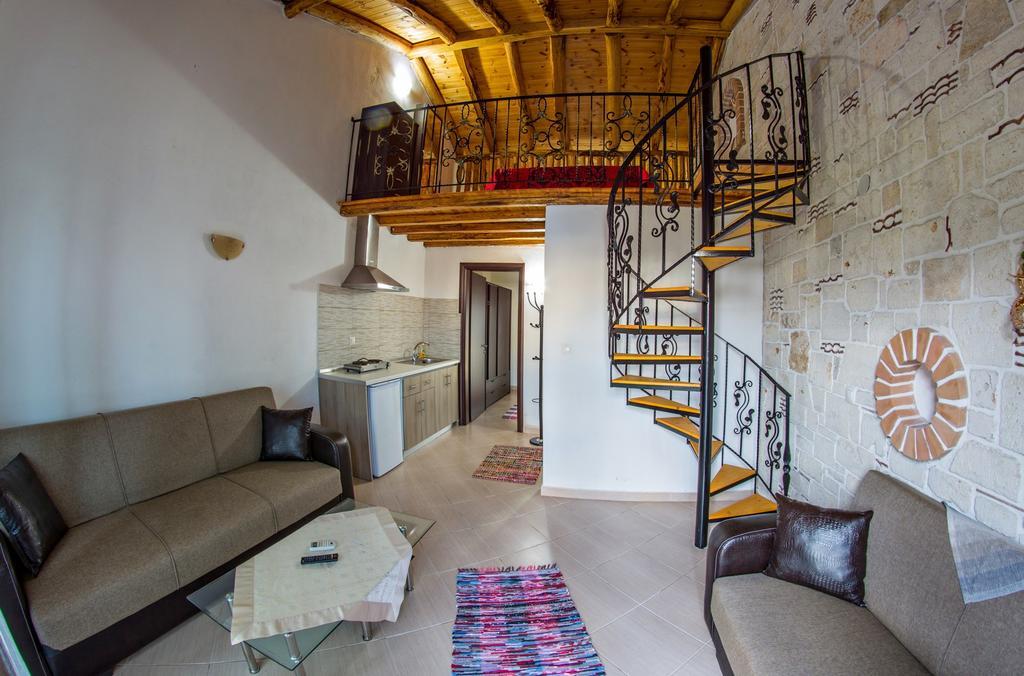 Theano Apartments Sarti Exterior foto